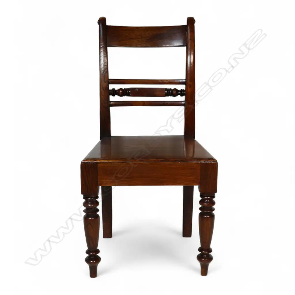 An English c.1850 elm chair, Image 1++